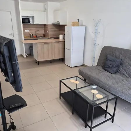 T2 Confort Avec Terrasse Avec Parking Apartamento *